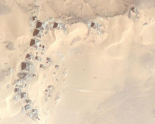 Las pir�mides de Mero� en los mapas de Turismo Google