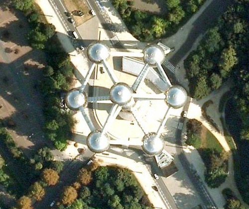 El Atomium en los mapas de Turismo Google