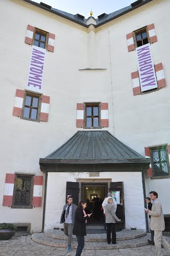 Fachada principal del Letohr�dek HvÄ�zda